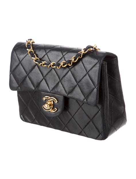 chanel mini bag vintage.